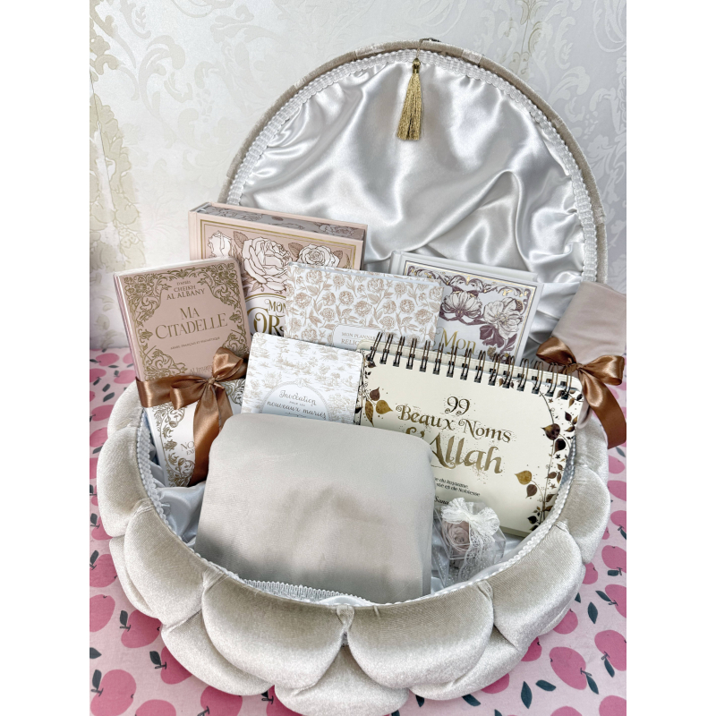 Trousseau Velours  Melinda by Al Imam - 13 produits -